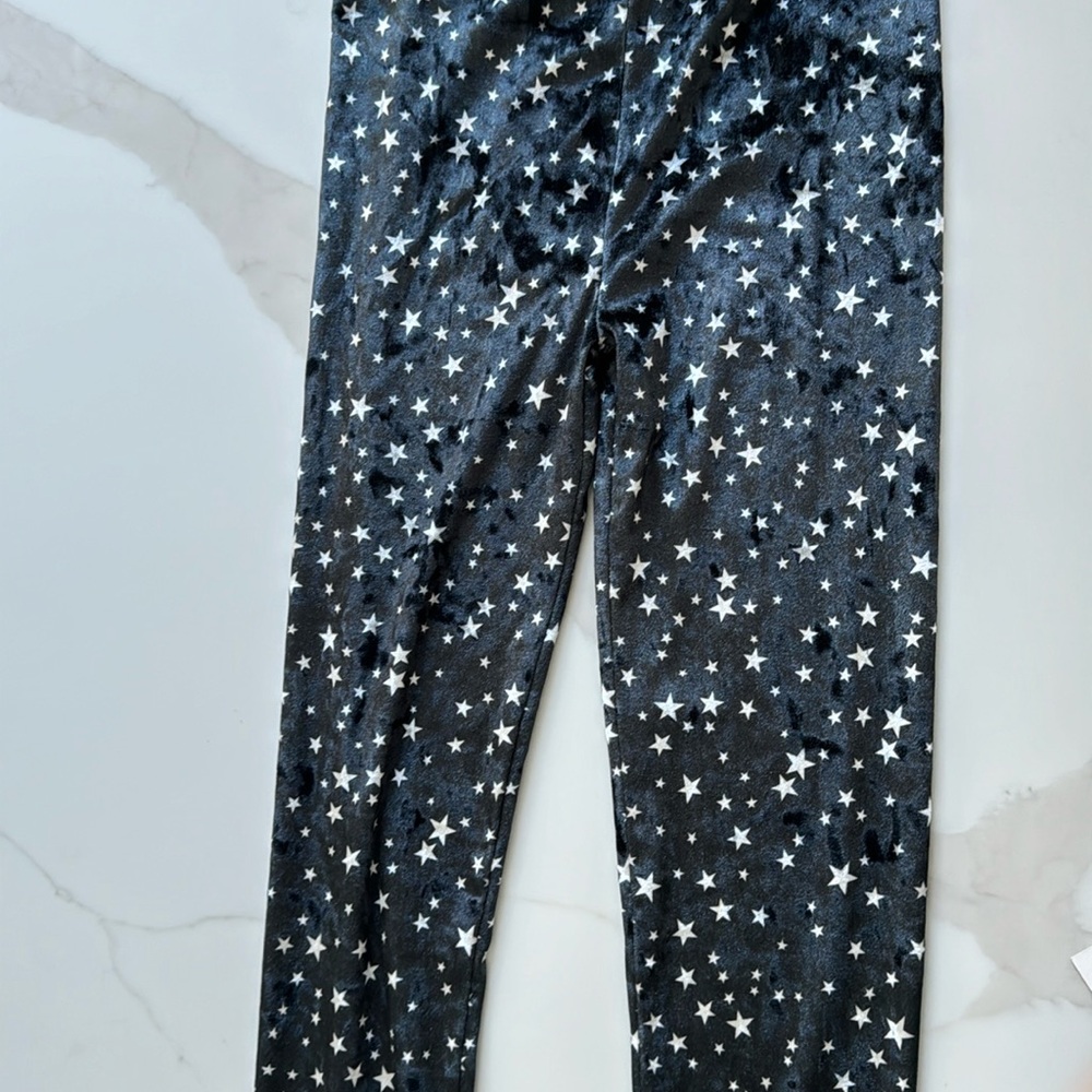 Appaman black velvet leggings with star print